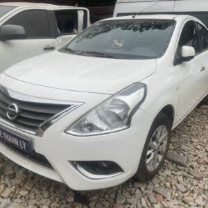 01 xe ô tô con nhãn hiệu Nissan, số loại: Sunny; màu sơn: Trắng; BKS: 34A-397.23